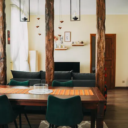 Apartment Family In Center And Free Parking